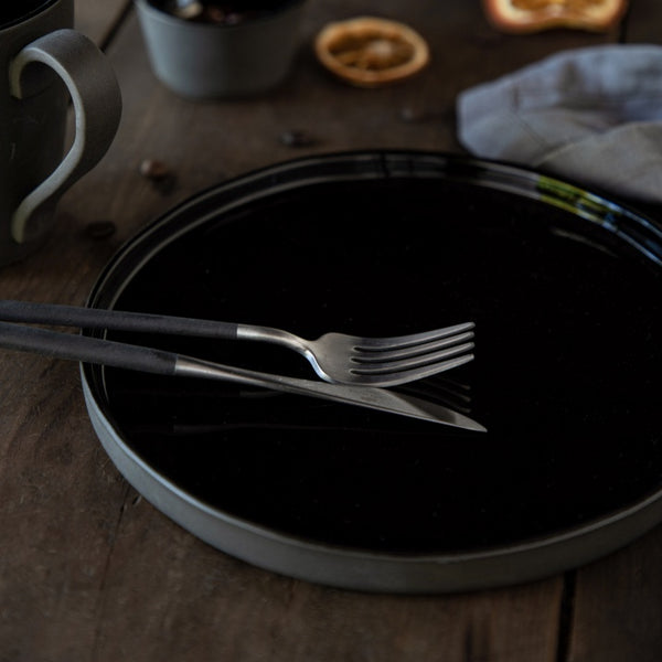 Dinner plate 27