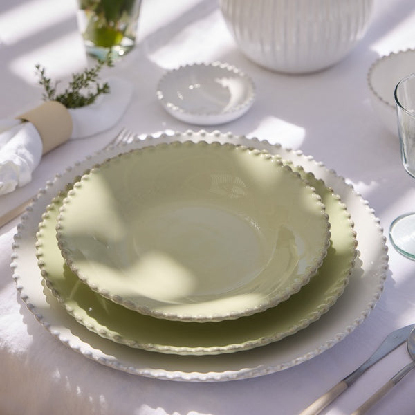 Dinner plate 28