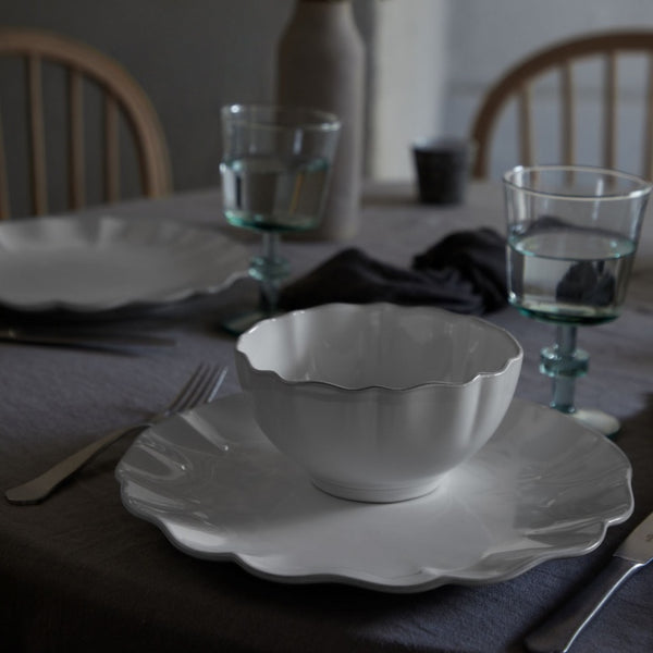 Soup/cereal bowl 16