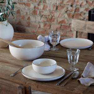 24-piece cutlery set