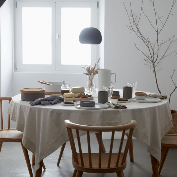 Tea saucer 17