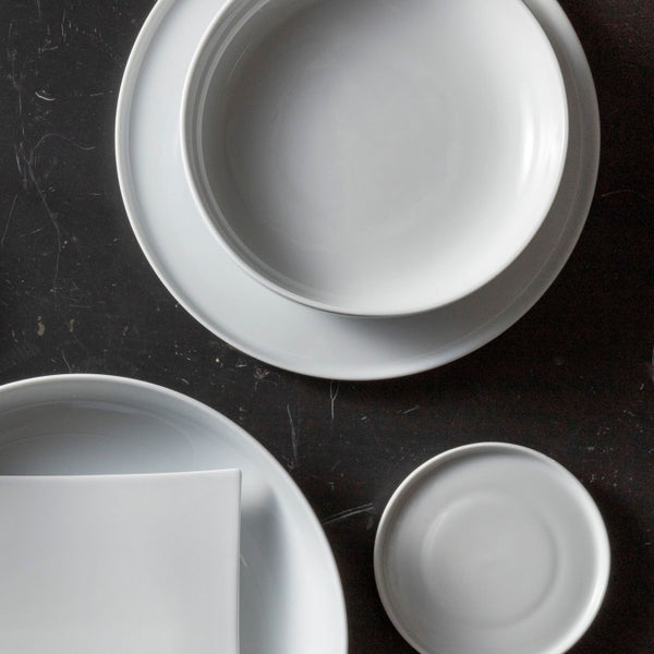 Dinner plate 27