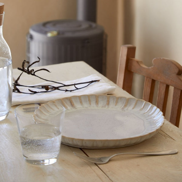 Dinner plate 27