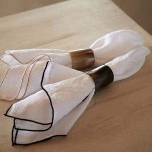 100% LI napkin roll