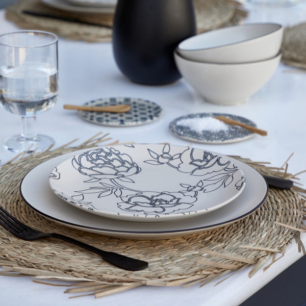 Dinner plate 27