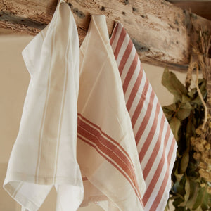 Her. Striped kitchen towel. 100% CO