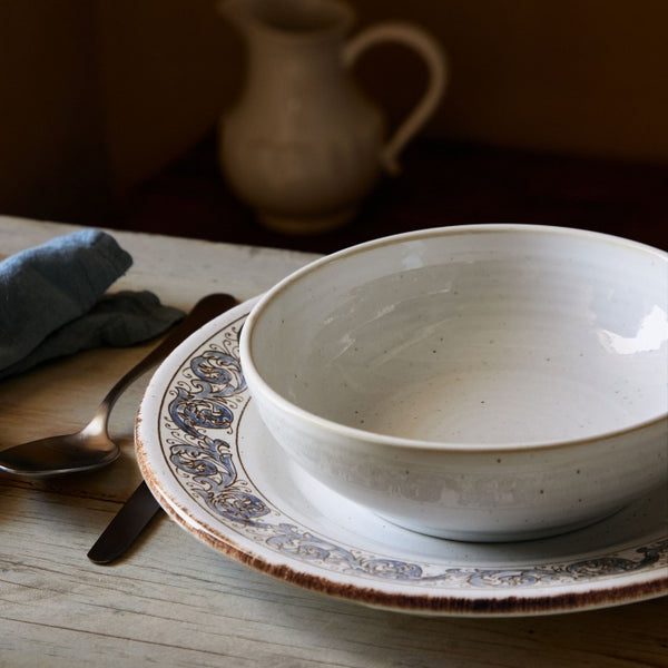 Dinner plate 28