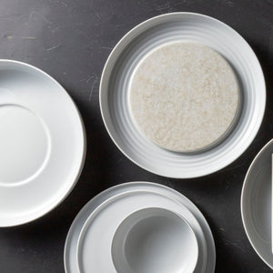 Round plate 20