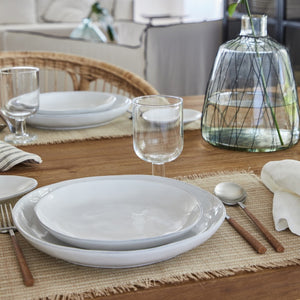 Dinner plate 28