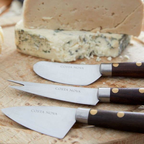 Set of 3 cheese knives