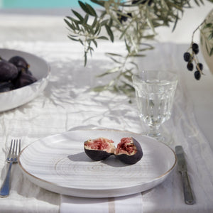Dinner plate 27