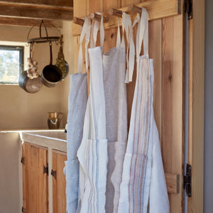 100% LI Kitchen Apron