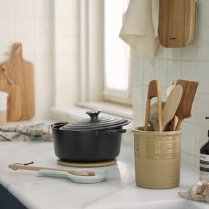 Spoon holder 23