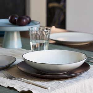 Dinner plate 27