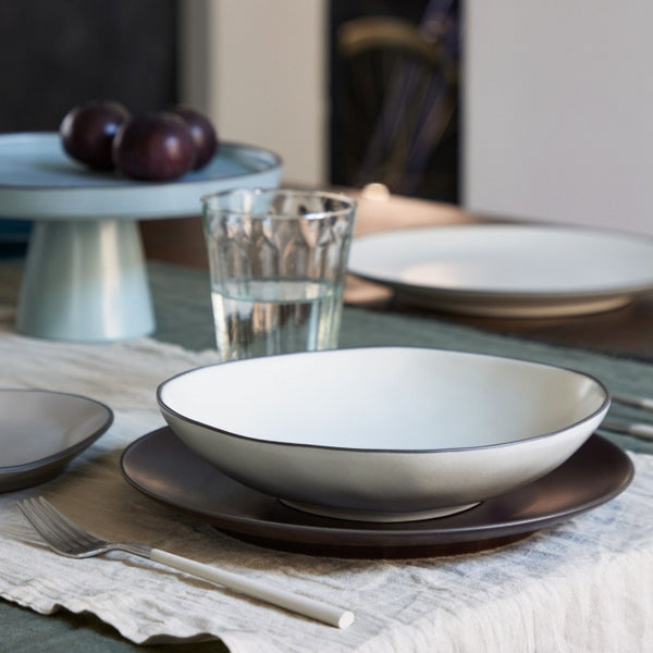 Dinner plate 27
