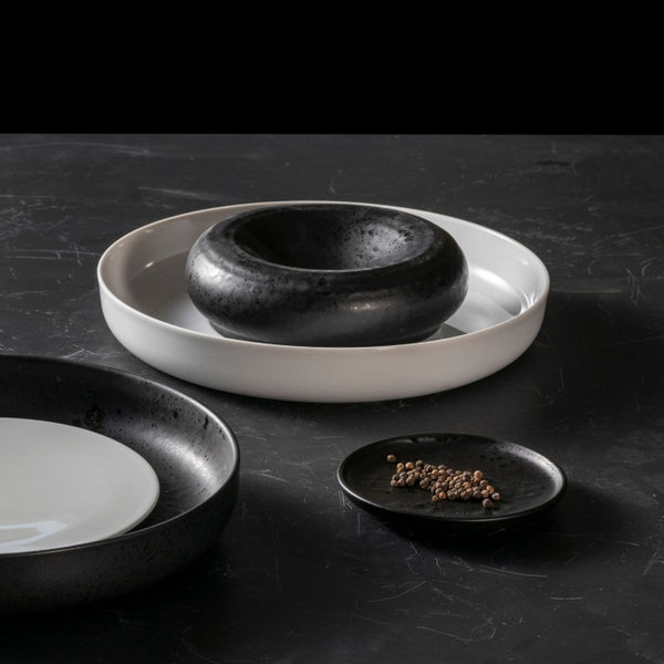 Round porcelain deep plate 29