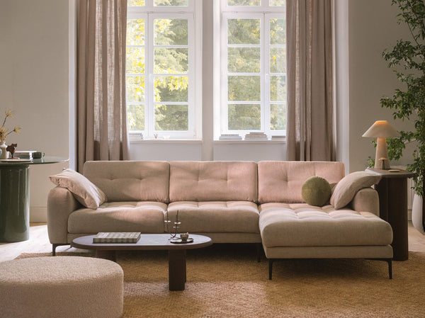 2-Seater Sofa with Deep Seating – Modern Design with Metal Legs W161