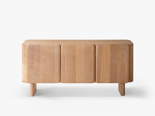 Modern Sideboard with Wooden Finish & Spacious Storage