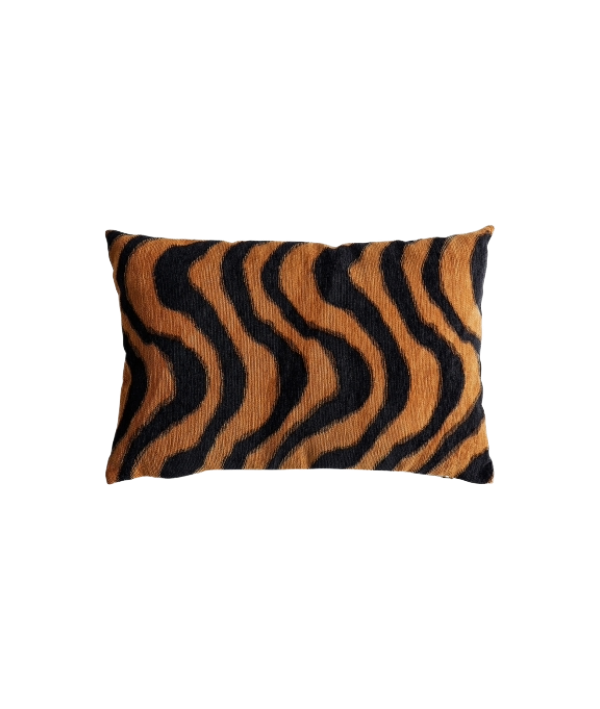 TIGER CUSHION
