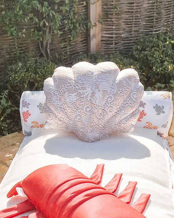 Shell Cushion – Lace Motifs