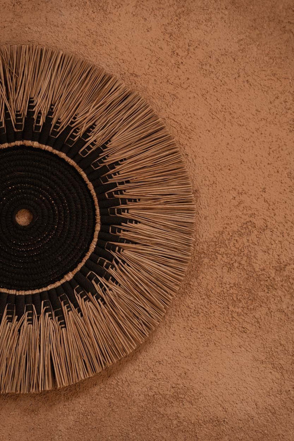 Raffia Macramé Wall Deco – Black Natural D60