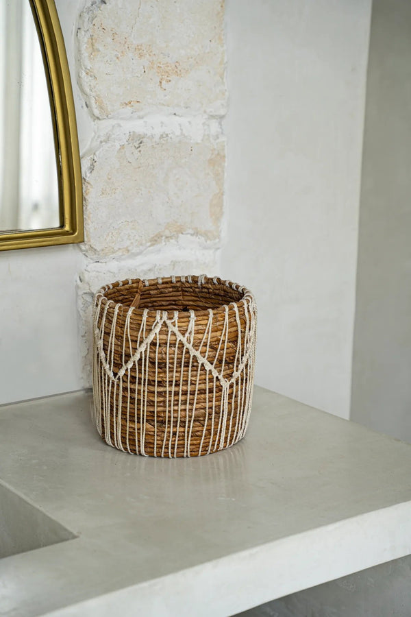 Macra-Mazing Basket Natural White M