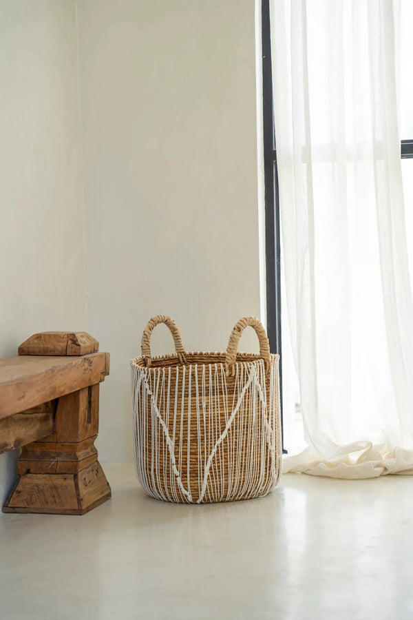 Straight Stitched Macrame Basket M