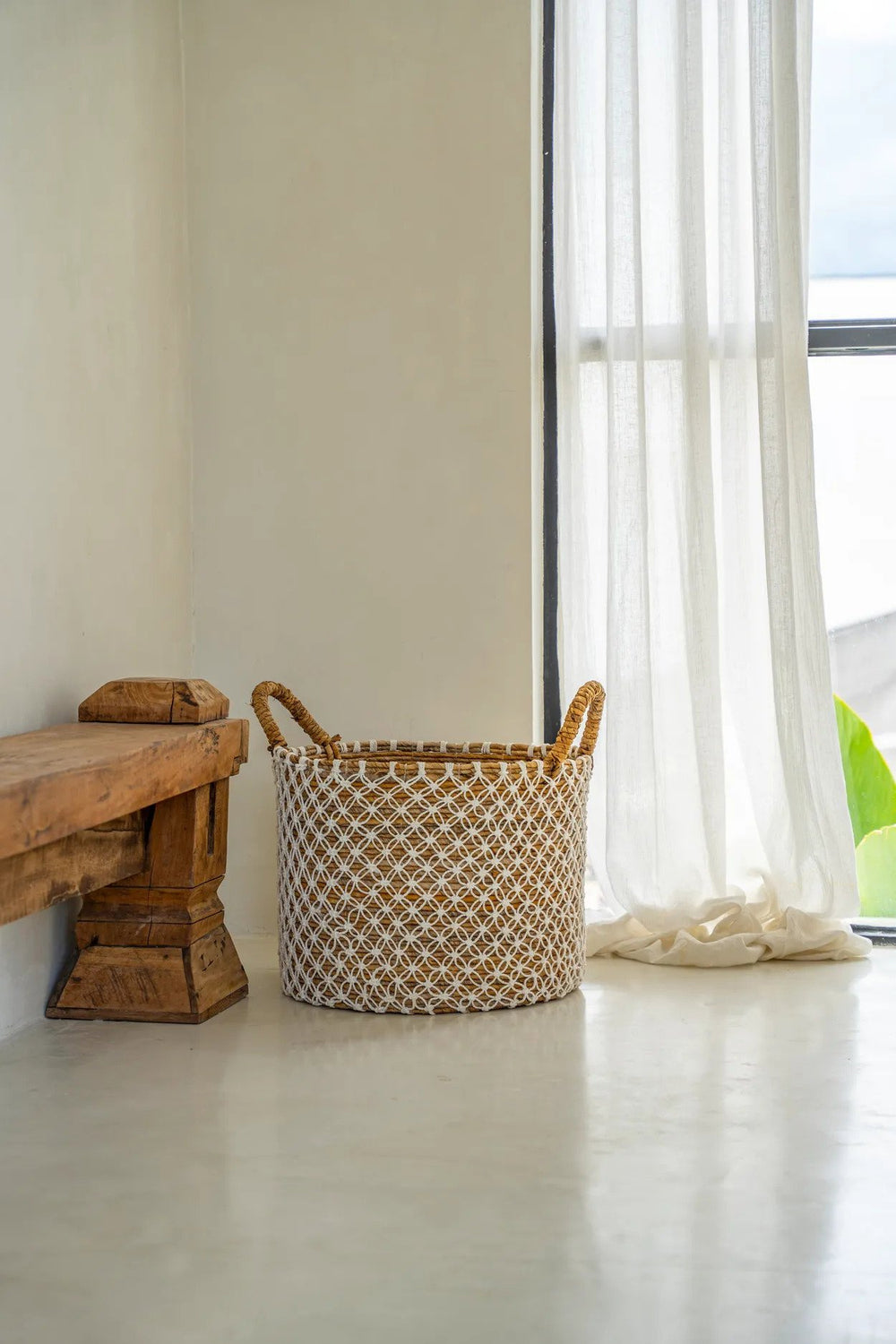 Crossed Stitched Macrame Basket S