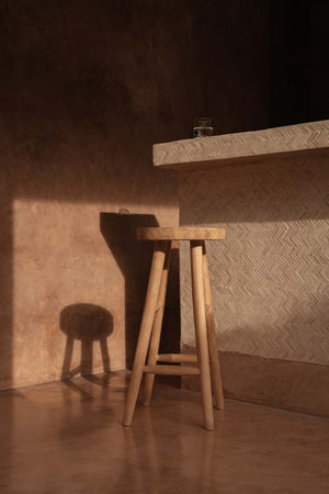 Kedut Bar Stool – Natural