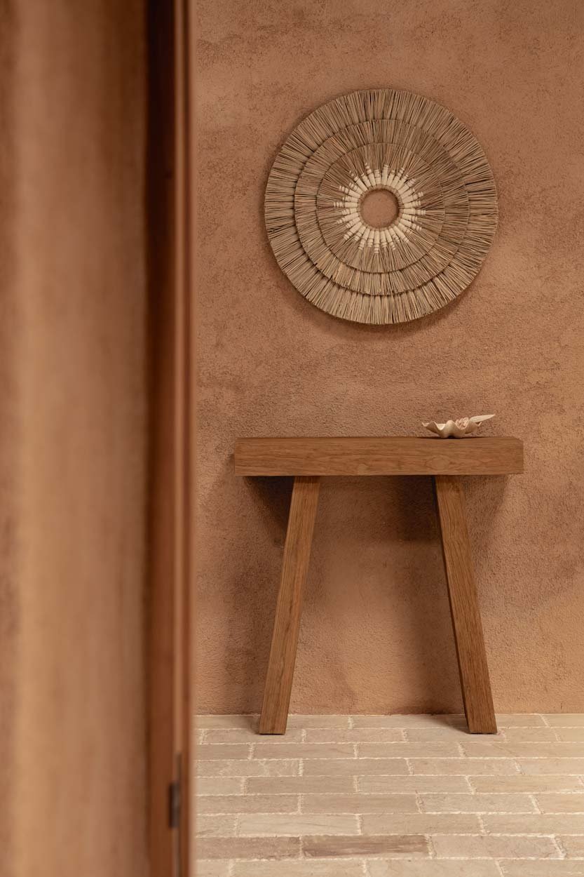 Stance Console – Natural