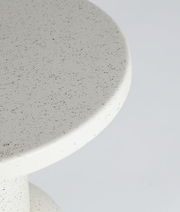 Oval Side Table D51