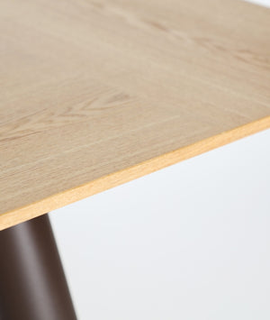 ORBE DINING TABLE