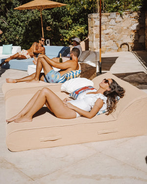 2-Seater Sun Lounger with Integrated Headrest – Beige Raffia