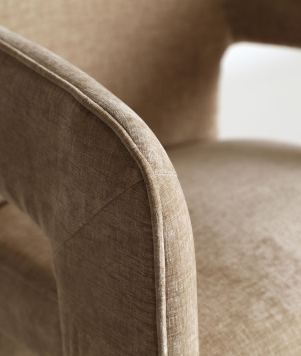 BAUTZEN CHAIR