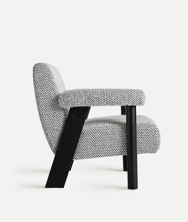 LIESTER ARMCHAIR
